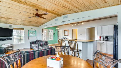 Fish and Boat on Lake of the Ozarks Waterfront Home - Foto 5