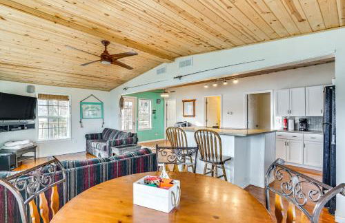 Fish and Boat on Lake of the Ozarks Waterfront Home - Foto 5