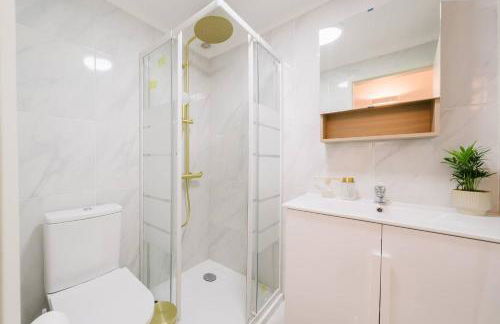 Luxury 5BR Apt Castle Views in HeartofLisbon - Foto 112