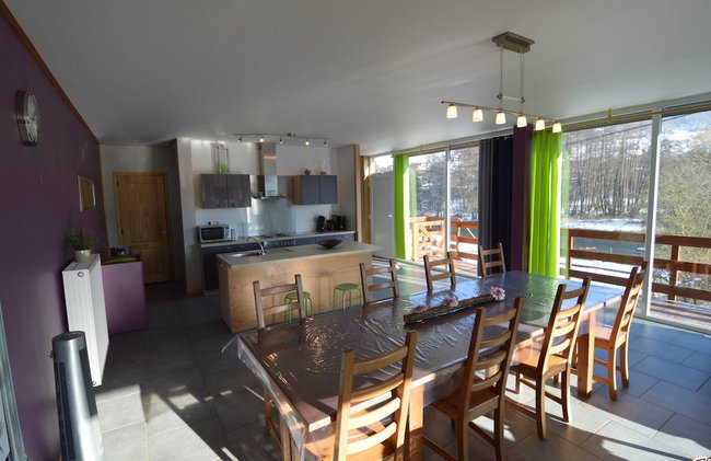 Lovely Modern Cottage With Sauna, Bubble Baths and Even a Beach on the River - Foto 34