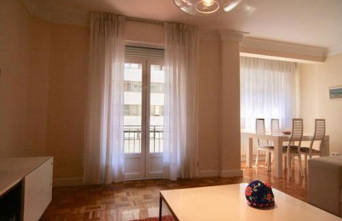 Cómodo y amplio apto en Camelias para cuatro - Foto 9