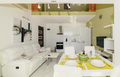 Cozy Apartment In Miskovici With Wifi - Foto 3