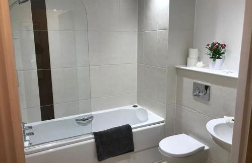 Hansen House Cardiff Apartment with Parking - Foto 8