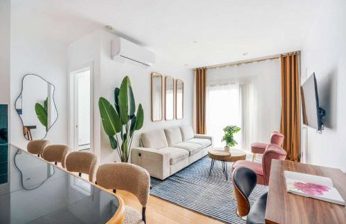 26A-2 Spacious brand new Fully Furnished 2-Bedroom in Prime Murray Hill Move-In Ready - Foto 1