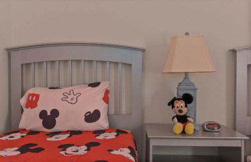 Single-Level Home w Heated Pool & 9MI to Disney - Photo 14