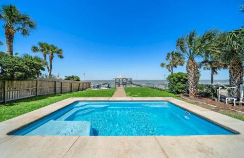 Bayfront Home with Private Pool, Pier, and Firepit - Foto 22