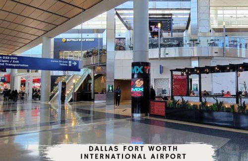 Parisian-Inspired 5-BD w Pool Playground Cinema - Foto 55