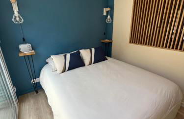 Suite en dépendance avec terrasse et entrée privée Marseille - Photo 1