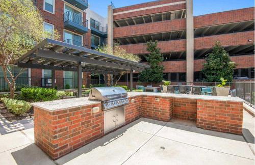 Brightshaven CoolSprings, Modern 1Bed with EV Parking in Frisco - Foto 17