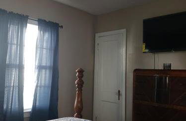 Retreat From The Madness - Foto 12