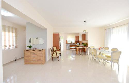Seraina House - Photo 8