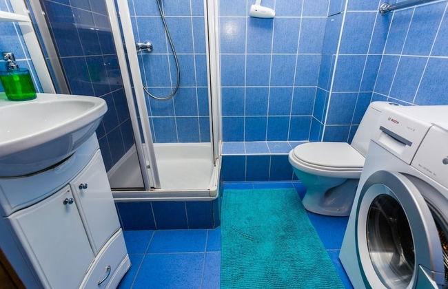 Apartment on Staryi Tolmachevskiy - Photo 9