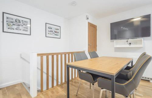 Modern & Private - Free Parking - Photo 10