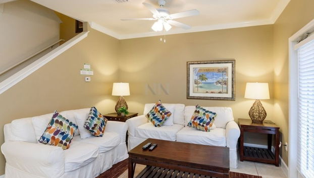 Coin salon dans le hall