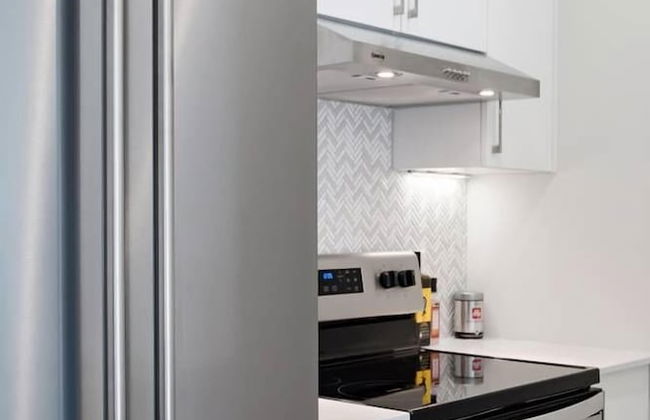 Discover Little Italy From a Bright Apartment - Foto 17