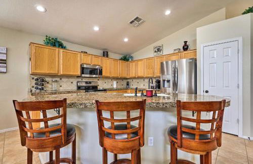 BBQ-Ready Oasis Near Golfing and Surprise Stadium! - Foto 5