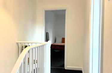 Entire 5 Bed New Home - Southampton Centre - 4BDRM - Foto 24