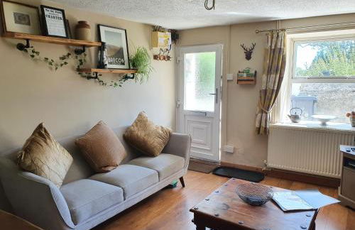 Wales' Highest Village - The Chartist Cottage - Trefil - Photo 6