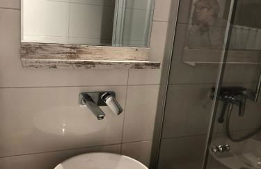 H5 Haus Schwalbennest Kaminofen WLAN - Foto 10