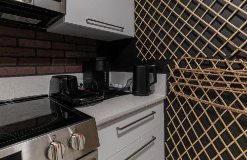 MIAMI WOOD APART HOTEL NEW 2025 - PRIVATE TERRACE - Parking - Beach 5 min - Foto 47