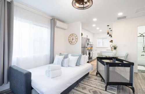 2 Bedroom House - Fire Pit Table BBQ - Downtown - Foto 18