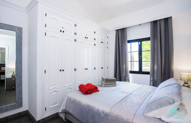 Gorgeous Newly Renovated 4-bedroom Villa! - Photo 7