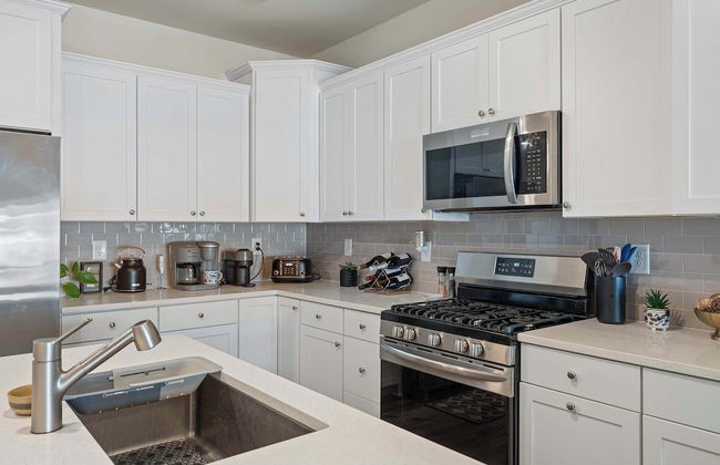 Milos Haven Close to Beaches! - Foto 10