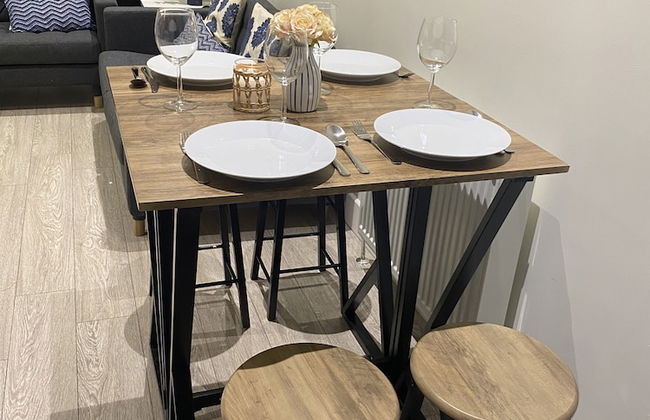 Gladstone Apartments by Bluebell Rooms - Photo 31