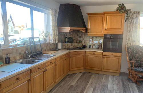 2-Bed Cottage Sleeps 5 - Pets Ok - Free Parking - Foto 13