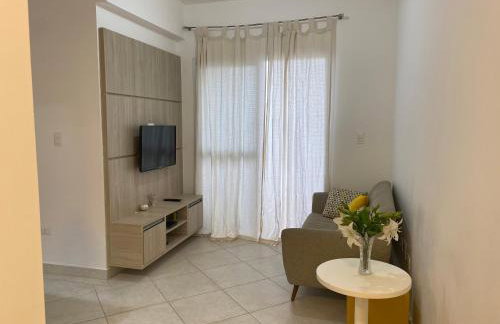 Lindo apartamento em Ubatuba com piscina e lazer - Foto 5