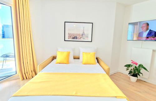 Stylish Stay Near Paris - 850m to Subway RER A - Netflix T1-4P - Foto 5