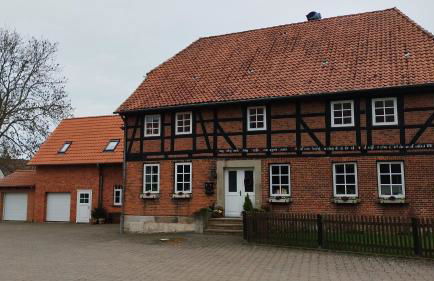 Wohnen auf dem Bauernhof - Foto 1