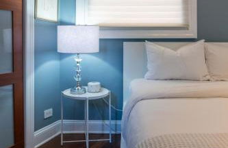 3-Story Townhome Free Parking Private Patio Washer-Dryer - Foto 14