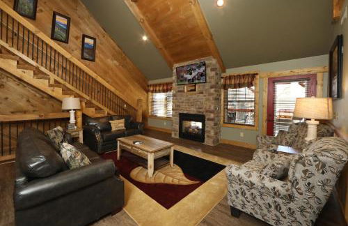 Splash Time Cinema - Six Bedroom Chalet - Photo 156