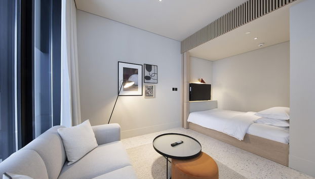 Business Travel Ready Studio at Upside Living - Foto 3, Habitación