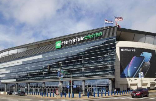 Luxe 2BR Oasis Patio & Laundry Soulard - Foto 22