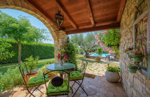 Villa Rossa with jacuzzi and pool in Porec - Foto 6