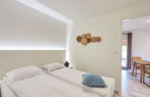 Bungalow in France with Private Garden - Foto 7