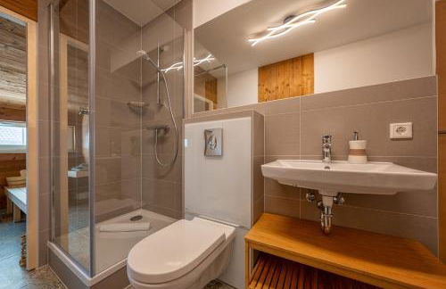 Lüftenblick - 2 Ferienwohnungen am Starnberger See, mit Terrasse oder Balkon, Weitblick, Sauna, Kamin, E-Ladestation - Foto 71