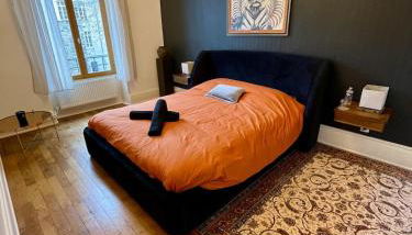 Haussmannian apartment-Close metro - Foto 2