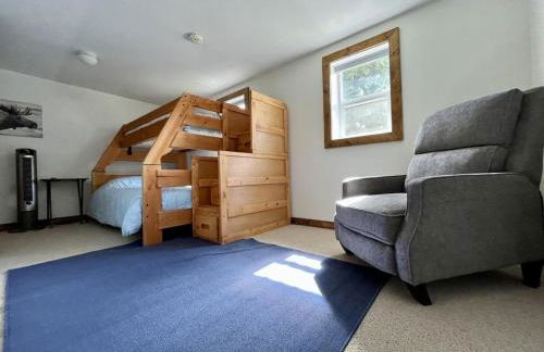 Denali Natl Park 3 Bedroom Home on 5 Acres, hiking and wildlife - Foto 6