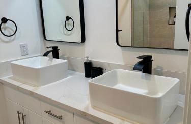 Canyon House, Pool, Yard, BBQ, 14mi to Six Flags - Foto 9