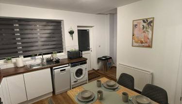 3 bed house, Free parking 9ppl - Foto 4