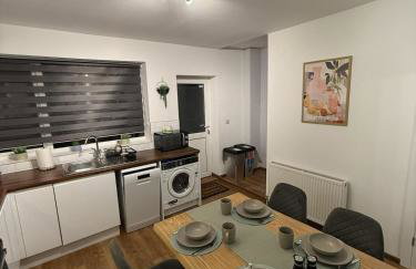 3 bed house, Free parking 9ppl - Foto 4