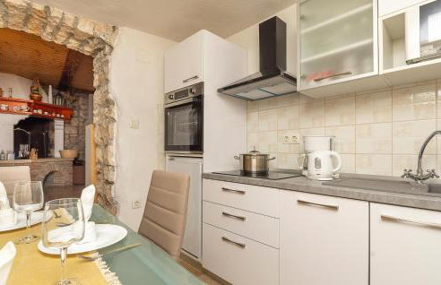 Awesome Home In Nedescina With Wifi - Foto 32