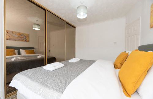 4 Bedroom Family Home In South East London - Photo 43