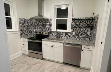 Renovated 1 Bedroom in Forest Hills - A - Foto 31