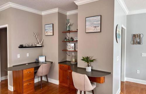 Canal-Front Home on 73ft Dock! - Foto 9