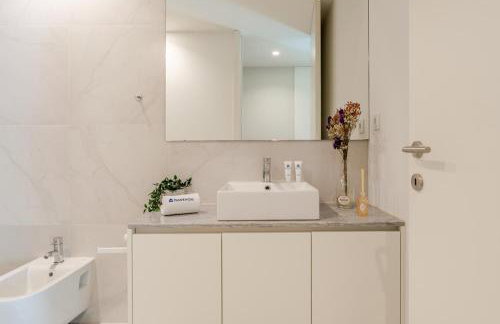 HostWise – Modern & Cozy Flat | Near the Beach - Foto 5