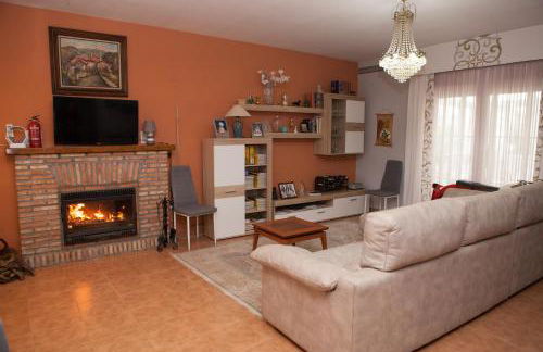 La Rosaleda de Orgaz - Foto 9